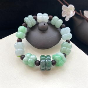 糯冰种带色翡翠莲花单圈手串