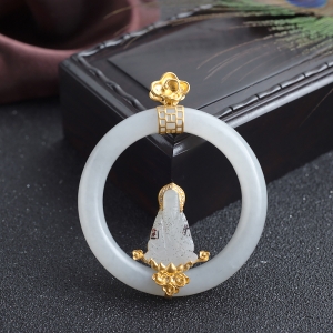 18K籽料和田青花玉佛吊坠