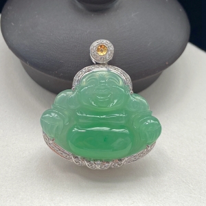18K冰种苹果绿翡翠弥勒佛吊坠