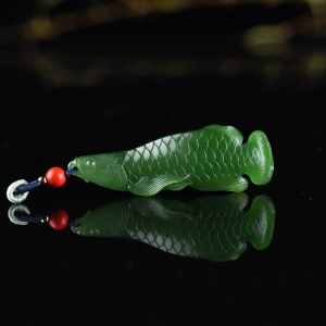 山料和田碧玉金龙鱼吊坠