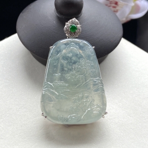 18K冰种翡翠山水吊坠