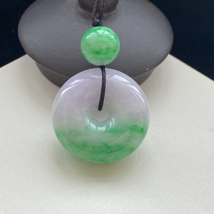 糯种春带彩翡翠平安扣吊坠