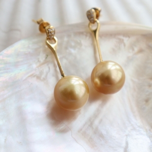 18k海水金色珍珠耳坠