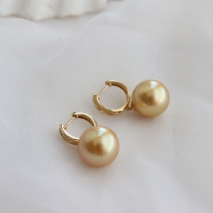 18k海水金色珍珠耳坠