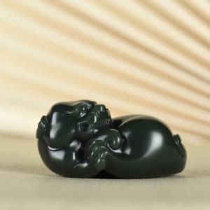 山料和田青玉貔貅手把件