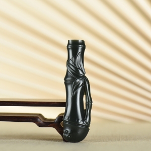 山料和田青玉节节高吊坠