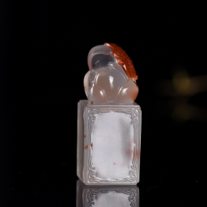 冰飘南红莲吊坠