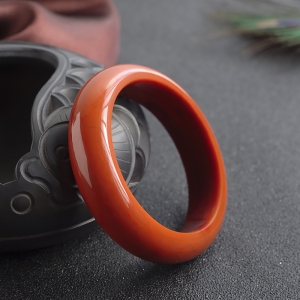 58.5mm柿子红南红平安镯