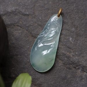 18k冰种飘花翡翠事业有成吊坠