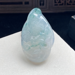 冰种飘花翡翠一品清廉吊坠
