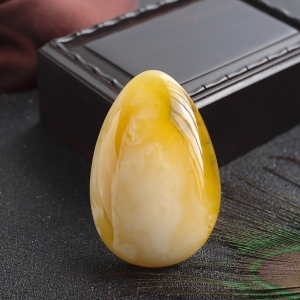 白花蜜蜡水滴吊坠