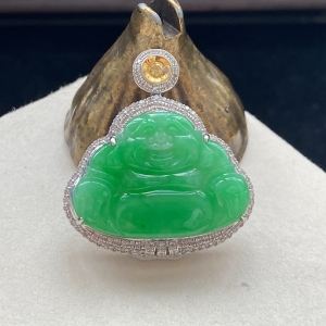 18K糯种苹果绿翡翠弥勒佛吊坠