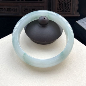 57mm糯种飘花翡翠平安镯