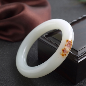 53.5mm山料和田白玉圆镯