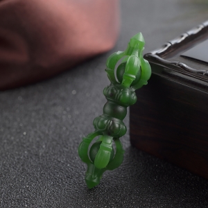 山料和田碧玉金刚杵吊坠