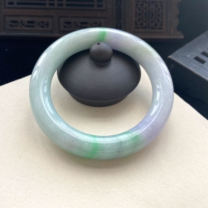 55.5mm糯种春带彩翡翠圆条镯