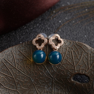 18K天空蓝多米蓝珀耳坠