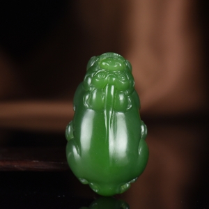 山料和田碧玉貔貅吊坠