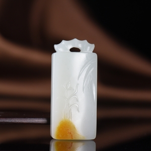 山流水料和田白玉兰草吊坠