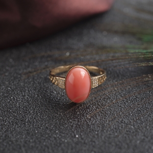 18KMOMO珊瑚戒指