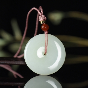 山料和田白玉平安扣吊坠