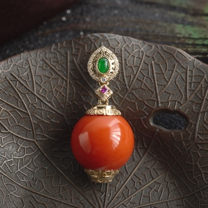 18KMOMO珊瑚圆珠吊坠