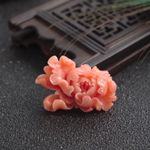 MOMO珊瑚牡丹花吊坠