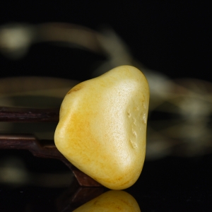 籽料和田玉原石