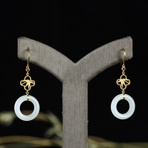 18K籽料和田白玉节节高耳坠