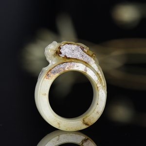 籽料和田白玉龙头扳指