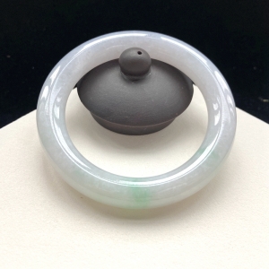 55mm糯种浅绿翡翠圆条镯