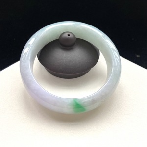 55mm糯种浅春带彩翡翠平安镯