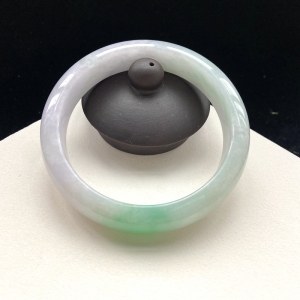 56mm糯种浅绿翡翠平安镯