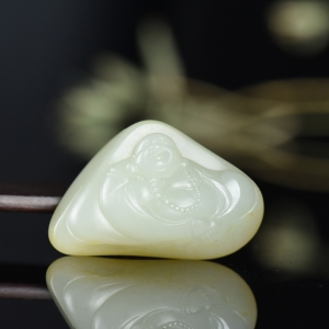 籽料和田白玉弥勒佛吊坠