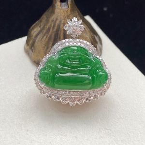 18K糯冰种翠绿翡翠弥勒佛吊坠