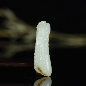 籽料和田白玉飞黄腾达吊坠