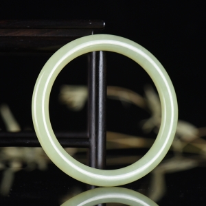 56mm山料和田黄玉圆镯