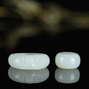 籽料和田白玉荷韵指环套装