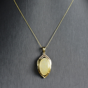 18K籽料和田白玉吊坠