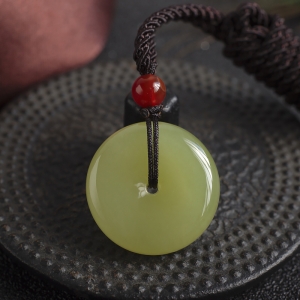 山料和田黄玉平安扣吊坠