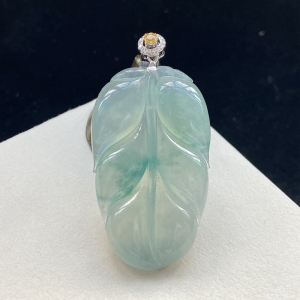 18K冰种飘花翡翠金枝玉叶吊坠