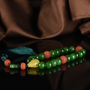 12mm山料和田碧玉十八子手持