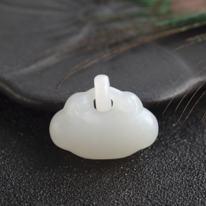 山料和田白玉如意吊坠