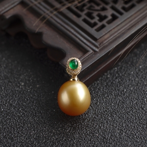 18K海水金色珍珠吊坠