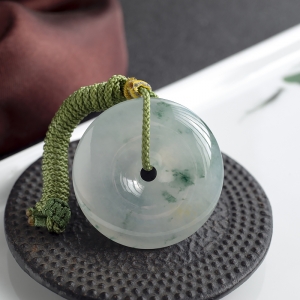 糯冰种飘花翡翠平安扣吊坠