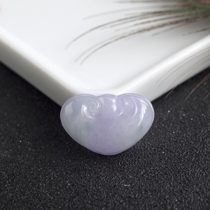 糯种春带彩翡翠如意吊坠