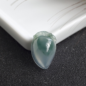 糯冰种飘花翡翠福瓜吊坠