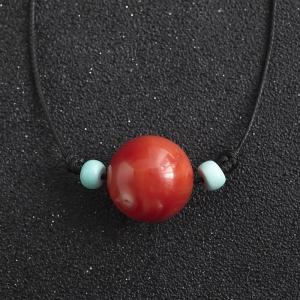 阿卡珊瑚圆珠吊坠