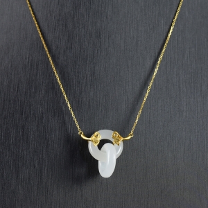 18K籽料和田白玉银杏项链