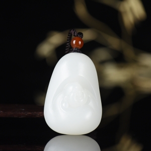 山料和田羊脂白玉弥勒佛吊坠